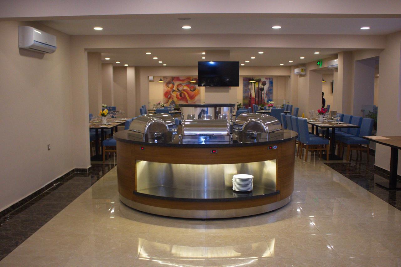 Ah Hotel And Conferences Madina Екстериор снимка